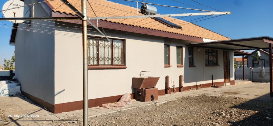 3 Bedroom Property for Sale in Freedom Park North West